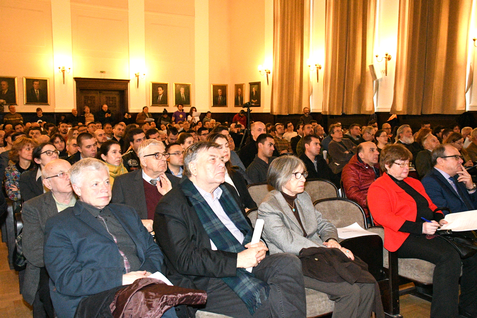 int_1-DSC_1195